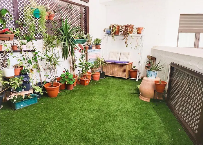 Apartamento En Salobrena Cerca Del Mar - Con Piscina, Gimnasio Y Garaje